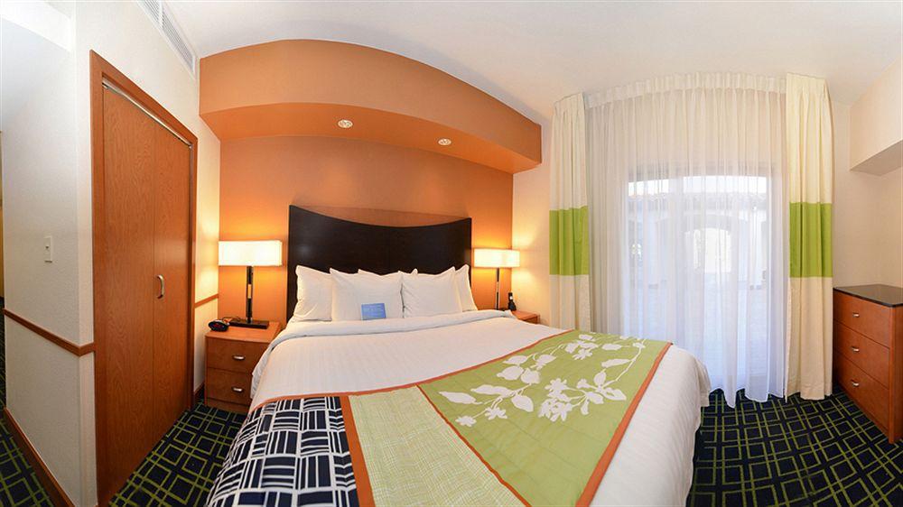 Fairfield Inn & Suites Santa Cruz - Capitola Eksteriør billede