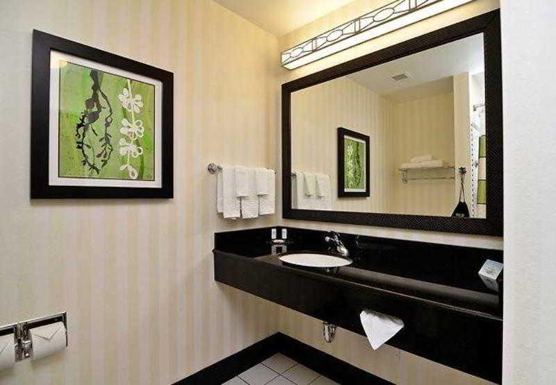 Fairfield Inn & Suites Santa Cruz - Capitola Eksteriør billede