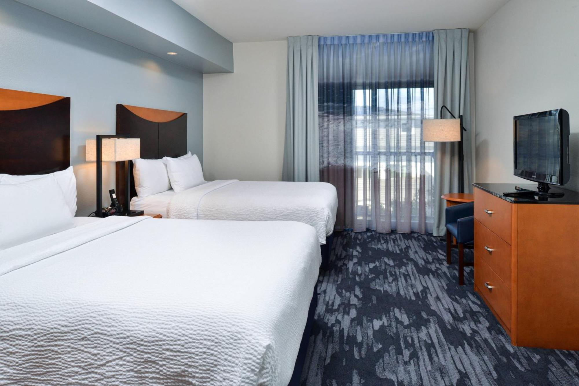 Fairfield Inn & Suites Santa Cruz - Capitola Eksteriør billede
