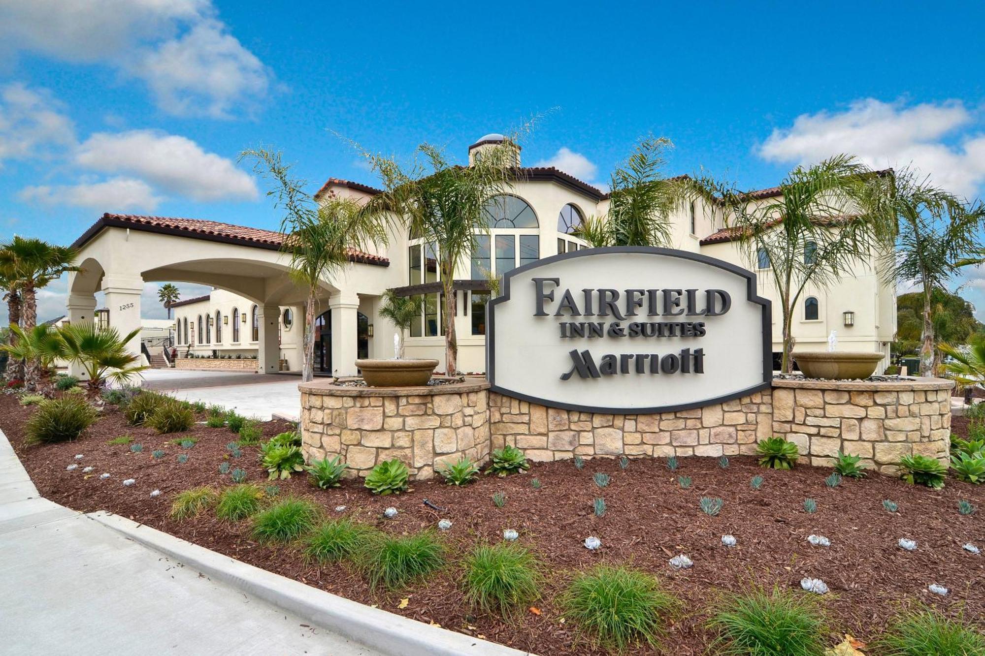 Fairfield Inn & Suites Santa Cruz - Capitola Eksteriør billede